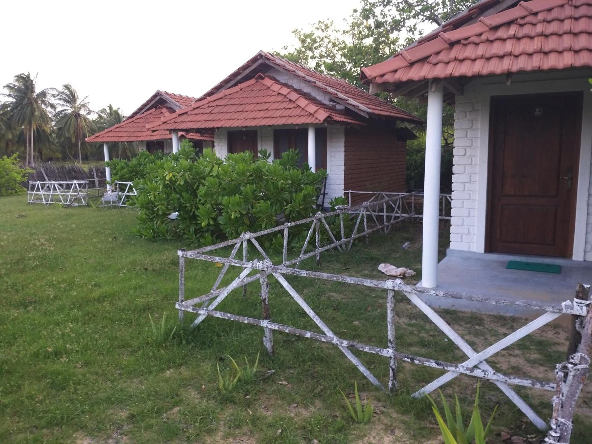 Windy Beach Cabanas Kalpitiya Cameră foto